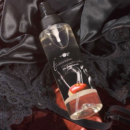 TENTACION – DÉSODORISANT AMBIANCE AUX FRUITS DE LA PASSION AVEC PHÉROMONES